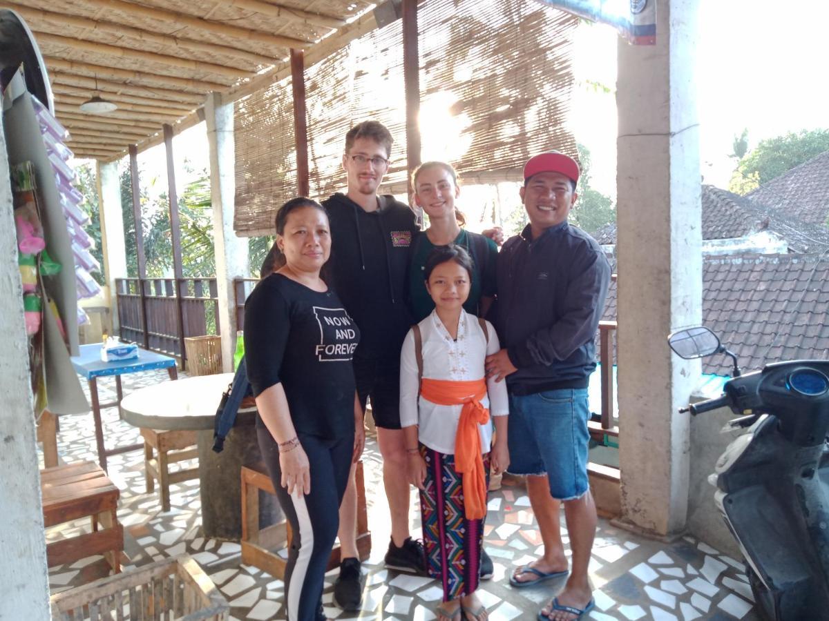 Buana Asti Homestay Selemadeg エクステリア 写真