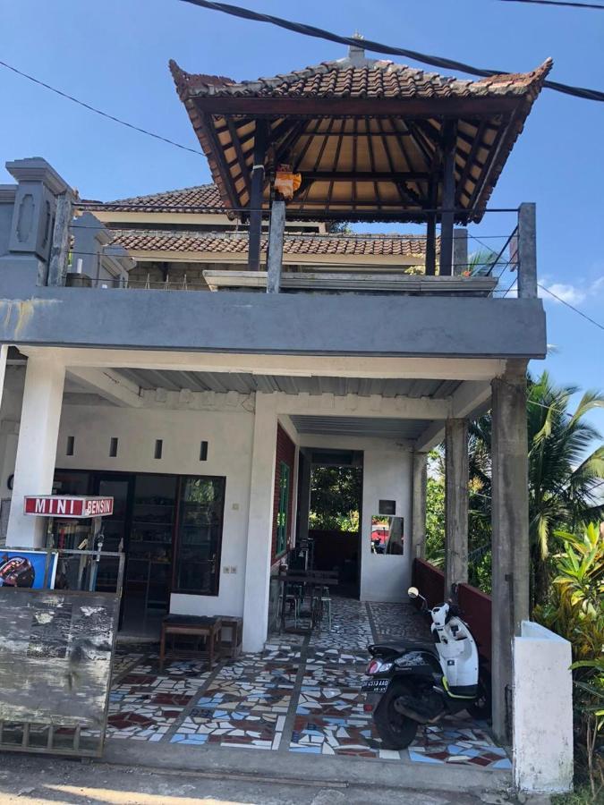 Buana Asti Homestay Selemadeg エクステリア 写真