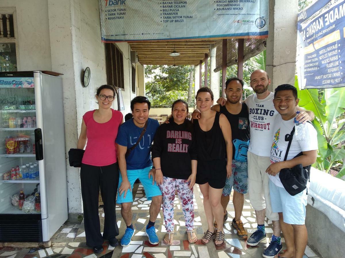 Buana Asti Homestay Selemadeg エクステリア 写真